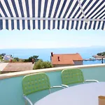 Comfort Delminium With Sea View *