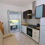 Comfort Delminium With Sea View Apartmán Pag Town