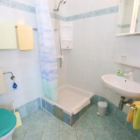 Comfort Delminium With Sea View *