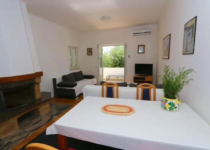 Comfort Delminium With Sea View Apartment *