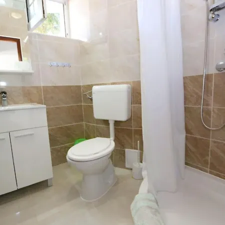 Comfort Delminium With Sea View *