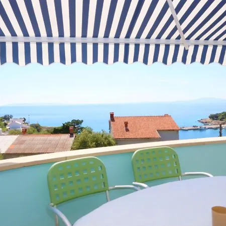 Comfort Delminium With Sea View *