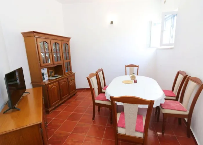 Comfort Delminium With Sea View *