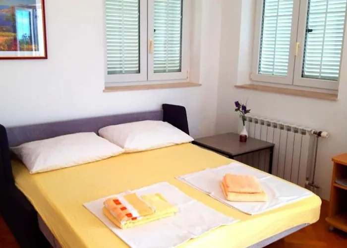 Comfort Delminium With Sea View * Pag Town